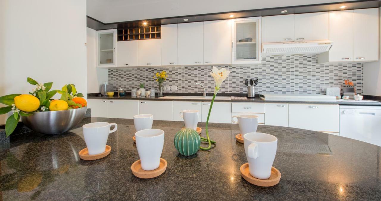 Вилла Aranci 99 House Сорренто Экстерьер фото