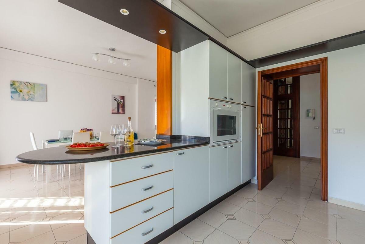 Вилла Aranci 99 House Сорренто Экстерьер фото